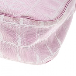 Pre Owned Chanel Pink Nylon Travel Line Hobo