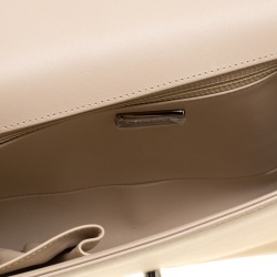 Pre Owned حقيبة شانيل بوي جلد بيج مبطن كبيرة