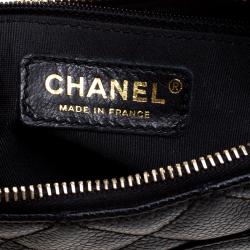 Pre Owned Chanel Black Quilted Caviar Leather CC Shoulder Bag