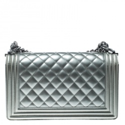 Pre Owned Chanel Silver Quilted Patent Leather Medium Boy Flap Bag