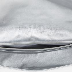 مملوكة مسبقًا Chanel Metallic Silver Leather Maxi Flap Bag