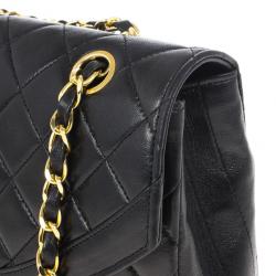 Pre Owned Chanel Vintage Black Quilted Lambskin Classic Flap Bag