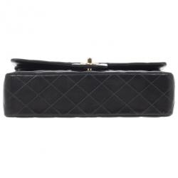 مملوكة مسبقًا Chanel Small Lambskin Classic Shoulder Bag