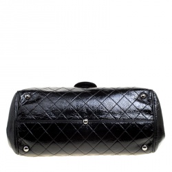 مملوكة مسبقًا Chanel Black Quilted Patent Leather Ritz Flap Bag