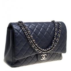 Pre Owned حقيبة شانيل ماكسي كلاسيك جلد مبطن بقلاب مزدوج سوداء