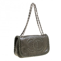 Pre Owned حقيبة كتف شانيل قلاب CC مخيطة جلد خضراء