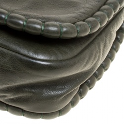 Pre Owned حقيبة كتف شانيل قلاب CC مخيطة جلد خضراء