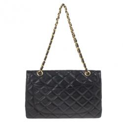 مملوكة مسبقًا Chanel Black Lambskin Vintage Medium Flap Bag