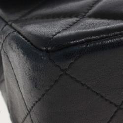 مملوكة مسبقًا Chanel Black Lambskin Vintage Medium Flap Bag