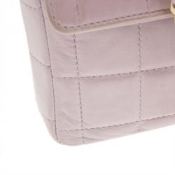 مملوكة مسبقًا حقيبة شانيل شوكليت بار أيست-ويست باغيت جلد خروف وردي