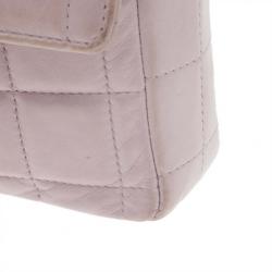 مملوكة مسبقًا حقيبة شانيل شوكليت بار أيست-ويست باغيت جلد خروف وردي