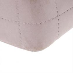 مملوكة مسبقًا حقيبة شانيل شوكليت بار أيست-ويست باغيت جلد خروف وردي