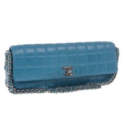 مملوكة مسبقًا Chanel Blue Leather Quilted Chocolate Bar East-West Shoulder Bag
