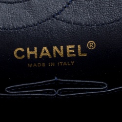 مملوكة مسبقًا حقيبة شانيل قلاب 226 كلاسيك 2.55 ريإيشو جلد مبطنة حمراء