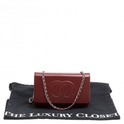 مملوكة مسبقًا Chanel Dark Red Caviar Leather WOC Clutch Bag