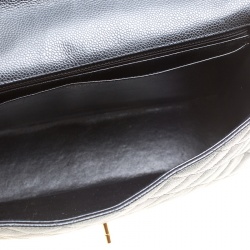 مملوكة مسبقًا حقيبة شانيل قلاب مفرد كلاسيك جامبو جلد كافيار مبطنة سوداء