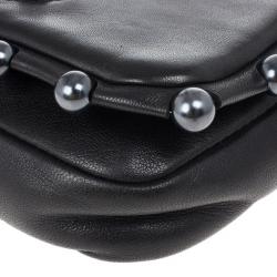 مملوكة مسبقًا Chanel Black Pearl Studded Shoulder Bag