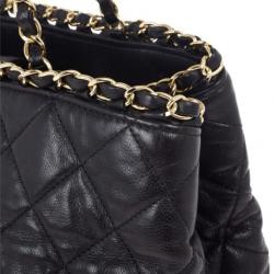 مملوكة مسبقًا Chanel Black Lambskin Chain Me Tote Bag