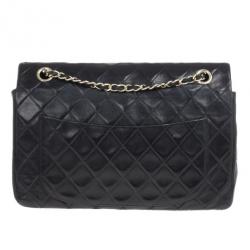 مملوكة مسبقًا Chanel Black Vintage Lambskin Medium Classic Flap Bag