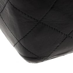 مملوكة مسبقًا Chanel Black Vintage Lambskin Medium Classic Flap Bag