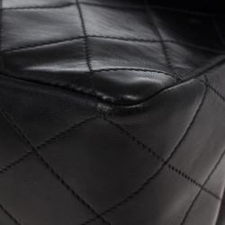 مملوكة مسبقًا Chanel Black Vintage Lambskin Medium Classic Flap Bag