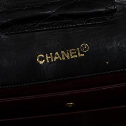 مملوكة مسبقًا Chanel Black Vintage Lambskin Medium Classic Flap Bag