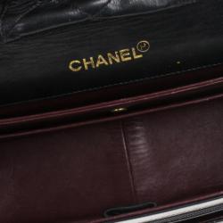 مملوكة مسبقًا Chanel Black Vintage Lambskin Medium Classic Flap Bag