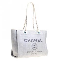 Pre Owned Chanel Grey Woven Straw Raffia Medium Deauville Tote
