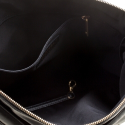 مملوكة مسبقًا حقيبة شانيل غيرل شانيل كبيرة جلد بنية داكنة