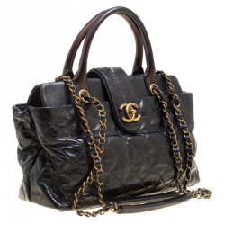 Pre Owned حقيبة كتف شانيل يد علوية بيندي CC باريس بومباي جلد مبطنة سوداء