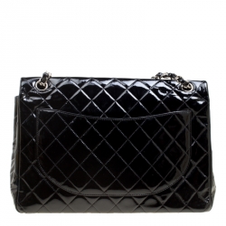 مملوكة مسبقًا Chanel Black Quilted Patent Leather Maxi Classic Double Flap Bag