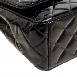 مملوكة مسبقًا Chanel Black Quilted Patent Leather Maxi Classic Double Flap Bag