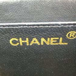 مملوكة مسبقًا Chanel Black Lambskin Leather With Gold Hardware Single Flap Bag 