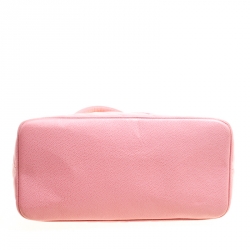 مملوكة مسبقًا حقيبة يد شانيل مداليون جلد كافيار مبطنة وردية