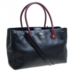 Pre Owned Chanel Black/Maroon Leather Top Handle Bag