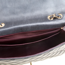 Pre Owned حقيبة شانيل قلاب مفرد كلاسيك جامبو جلد كافيار مبطنة سوداء