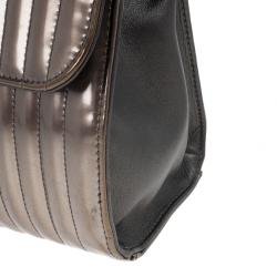 مملوكة مسبقًا Chanel Classic Metallic Vertical Quilted Press Lock Flap Bag