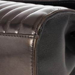 مملوكة مسبقًا Chanel Classic Metallic Vertical Quilted Press Lock Flap Bag