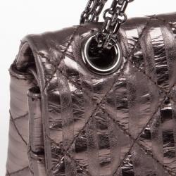 Pre Owned Chanel Metallic Silver Leather 2.55 Reissue Quilted Classic 226 Flap Bag