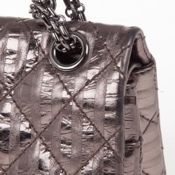 Pre Owned Chanel Metallic Silver Leather 2.55 Reissue Quilted Classic 226 Flap Bag