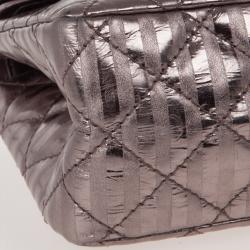 Pre Owned Chanel Metallic Silver Leather 2.55 Reissue Quilted Classic 226 Flap Bag