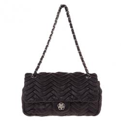 Pre Owned Chanel Black Pleated Leather Shoulder Bag