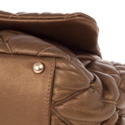 مملوكة مسبقًا Chanel Green Leather Small New Bubble Flap Bag