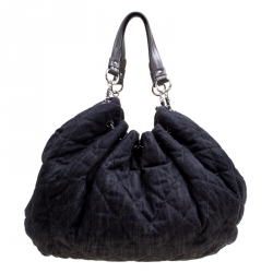 Pre Owned Chanel Dark Blue Quilted Denim Drawstring Bucket Bag