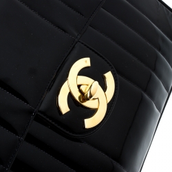 Chanel Black Vertical Quilted Patent Leather Jumbo Vintage Classic Single Flap Bag