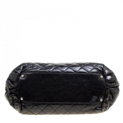 Pre Owned Chanel Black Quilted Glazed Leather Portobello Top Handle Bag