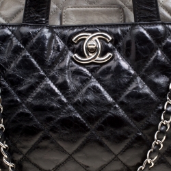 Pre Owned Chanel Black Quilted Glazed Leather Portobello Top Handle Bag