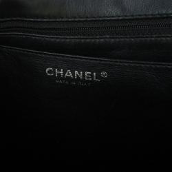 Pre Owned Chanel Black Patent Leather Quilted Jumbo Chevron Flap Bag