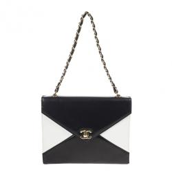 Pre Owned Chanel Black And White Envelope Shoulder Bag 