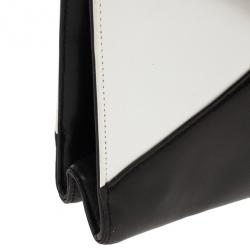 Pre Owned Chanel Black And White Envelope Shoulder Bag 